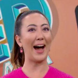 Juliane Massaoka fez as honras da casa e apresentou Ana Maria Braga para Ana Maria Brisa.