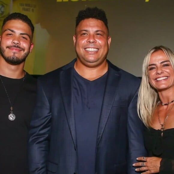 Ronald é filho de Ronaldo e Milene Domingues