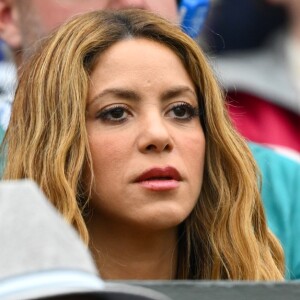 Shakira ameaça Piqué após descobrir que amigas de Clara Chía estão falando mal dela