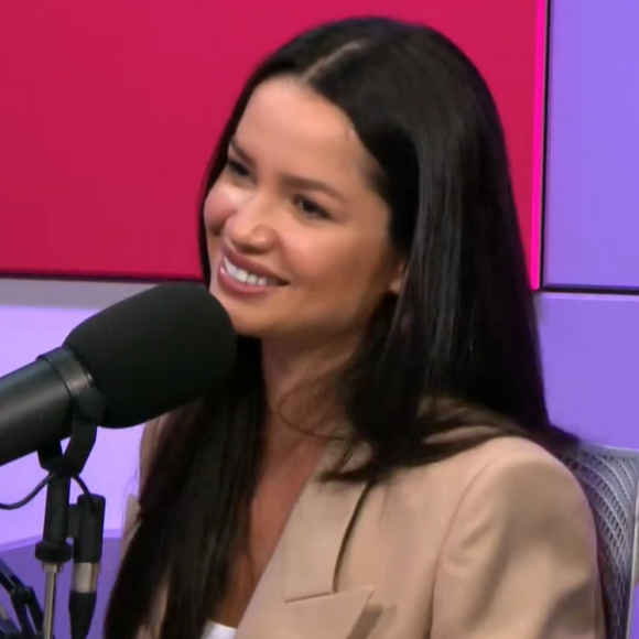 Juliette tem a melhor reação ao ficar cara a cara com jornalista que a atacou durante o "BBB"