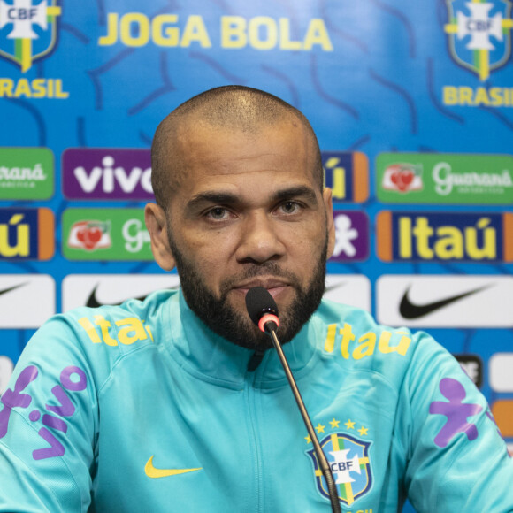 Daniel Alves está preso há 6 meses e poderá ser condenado a 10 anos de prisão