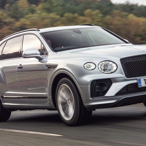 Novo carro de Lionel Messi: Bentley Bentayga é um dos SUVs mais velozes do mundo