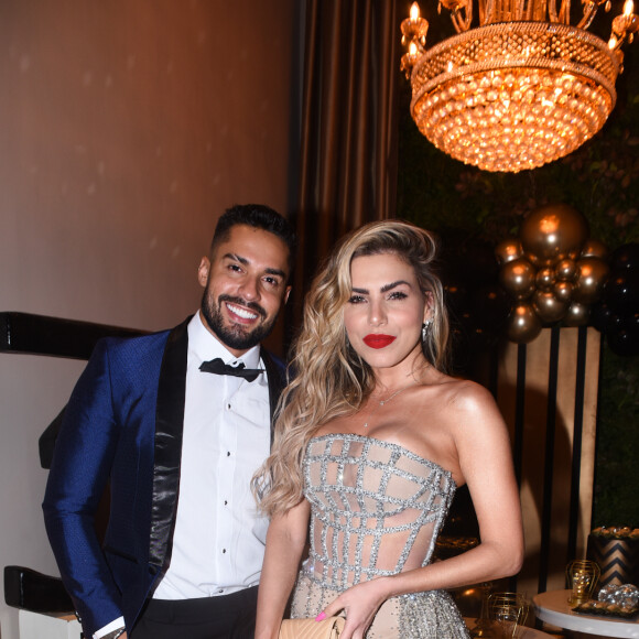 Erika Schneider e Bil Araújo tiveram namoro interrompido por causa de James Rodríguez