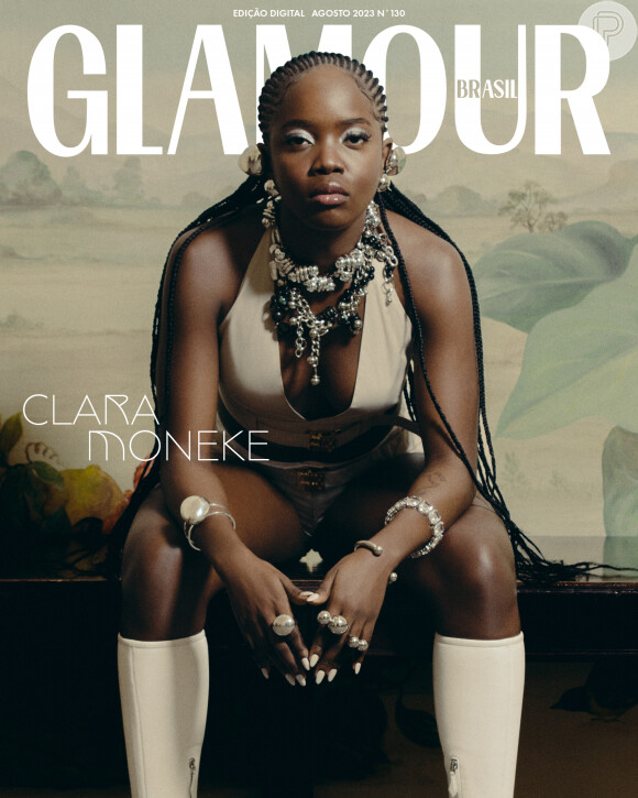 Com o sucesso em 'Vai Na Fé', Clara Moneke também foi capa de revista