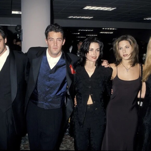 Protagonistas da série Friends: Matt LeBlanc, Matthew Perry, Courteney Cox, Jennifer Aniston e Lisa Kudrow