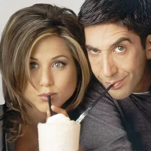 Jennifer Aniston e David Schwimmer deram vida a Rachel e Ross da série 'Friends'.