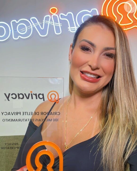 Foto Andressa Urach Bateu Recorde De Faturamento Em Plataforma De