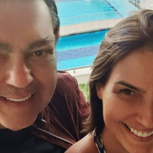 Mulher de Faustão nega que ele tenha ficado apenas uma semana na fila de transplante e homenageia família do doador