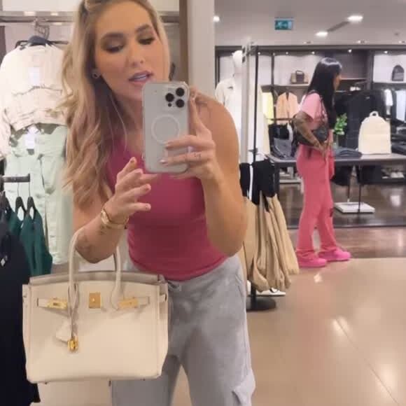 Virgínia Fonseca apareceu sem aliança em vídeos publicados no Instagram nesta segunda-feira (04)