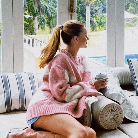 Marina Ruy Barbosa curte dias na fazenda com looks inspirados no estilo cowgirl