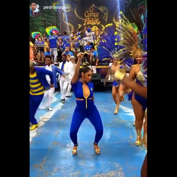 Lexa apostou em um macacão justo e colado no corpo para noite de seleção de samba-enredo da Unidos da Tijuca no carnaval 2024