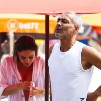 Romário é flagrado curtindo dia de praia com loira misteriosa após separação conturbada de jornalista. Fotos!