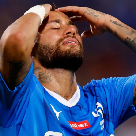 Desempenho de Neymar gera críticas ao jogador nas redes sociais