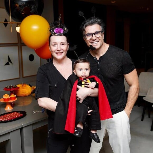 Jarbas Homem de Mello ficou cuidado de Luca enquanto Claudia Raia esta viajando a trabalho