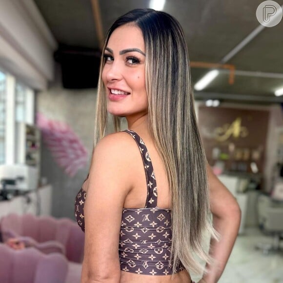Andressa Urach grava na tarde desta segunda-feira (23) em Porto Alegre seu próximo conteúdo erótico para as plataformas adultas