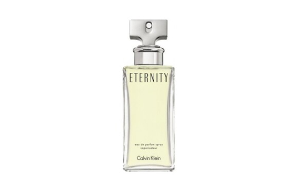 Perfume Eternity, da Calvin Klein, é um importado perfeito para a mulher contemporânea que quer seduzir de forma romântica