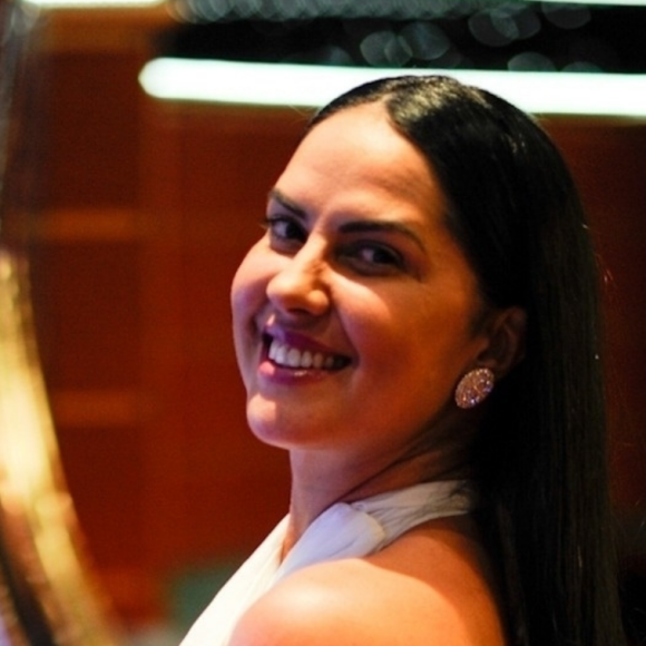 Graciele Lacerda pode ter se afastado das redes sociais para comparecer a uma delegacia nesta quarta-feira (01). Ela já havia confirmado a Leo Dias que iria prestar queixa nesta data