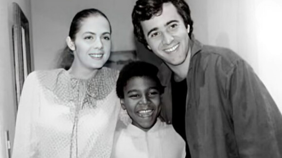 Fernando Almeida, ainda criança em Livre para Voar, com Carla Camurati e Tony Ramos. O ator faleceu em 2004, vítima de uma briga no Rio de Janeiro