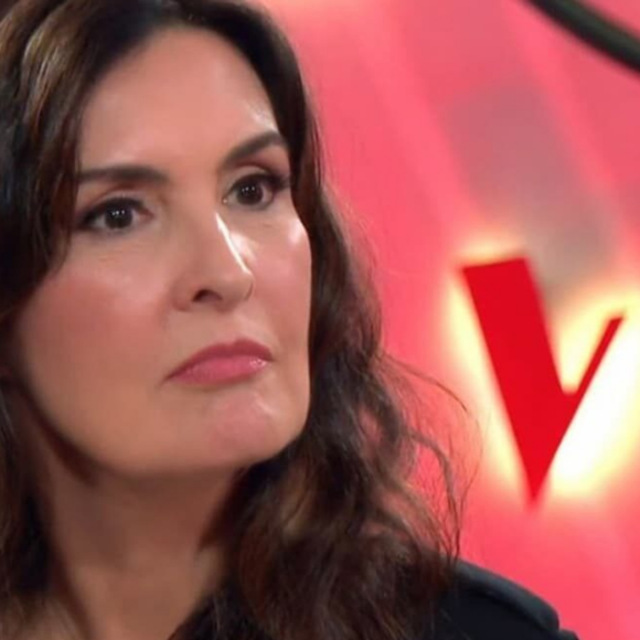 Fátima Bernardes se machuca após acidente e impacta última temporada do 'The Voice'. Saiba o que aconteceu