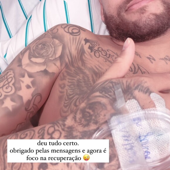 Neymar postou uma foto para tranquilizar os torcedores após a cirurgia