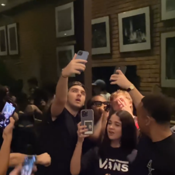 Filho de Luciano Huck e Angelica recebeu o rapper Orochi em festa