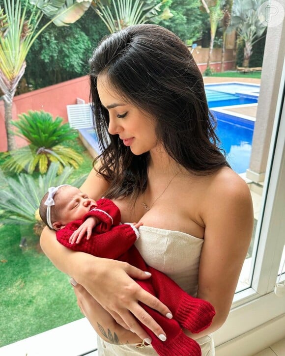 Filha de Bruna Biancardi e Neymar, Mavie faz 1 mês; influencer dispensou fotos com o jogador ao fazer homenagem para a bebê