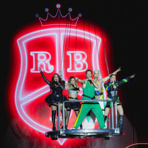 RBD retornou para matar a saudade dos fãs com a 'Soy Rebelde Tour' e assim quem não teve a chance de ver a banda pela primeira vez