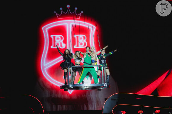 RBD retornou para matar a saudade dos fãs com a 'Soy Rebelde Tour' e assim quem não teve a chance de ver a banda pela primeira vez
