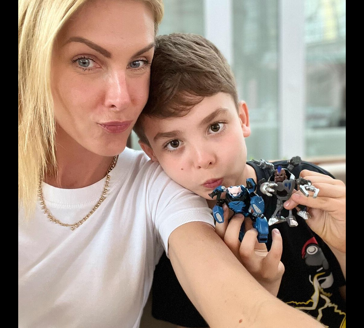 Foto Ana Hickmann Fez Uma Postagem Dedicada Ao Filho De Anos Ao Se Pronunciar No Instagram