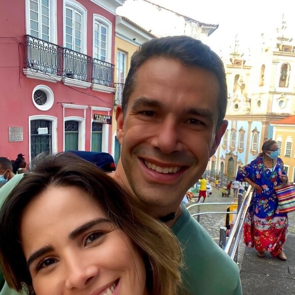 Álbum de casamento de Wanessa e Macus Buaiz foi encontrado no lixo de Goiás