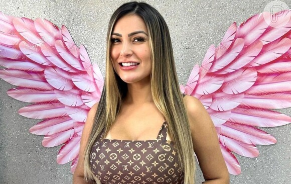 Andressa Urach revela ter abandonado prostituição e confessa ter fingido orientação sexual e namoro gay