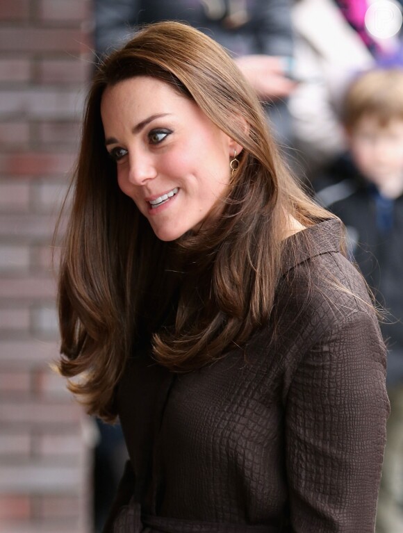 O vestido que Kate Middleton usou estava à venda por 50 libras, cerca de 197 reais