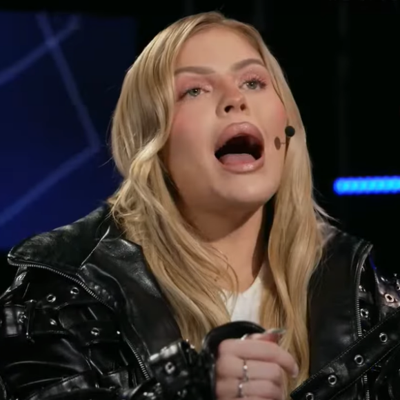 Luísa Sonza parou de fugir e foi para o programa 'De Frente para a Blogueirinha'