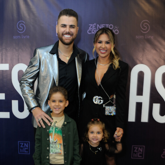 Zé Neto é casado com Natália Toscano