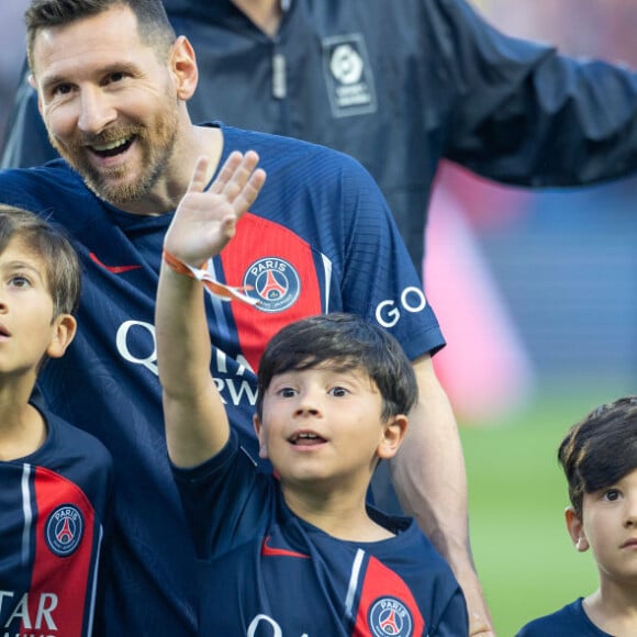 Messi e Antonela Roccuzzo são pais de Thiago, 10, Mateo, 7 e Ciro, 4