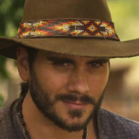 Ex-Pantanal, Gabriel Sater destaca 'pérola' do pai, Almir Sater, para compor mesmo personagem em 'Renascer'. Saiba!
