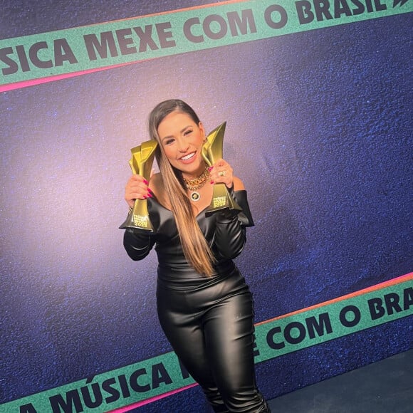 Simone Mendes sonha mais alto e quer se tornar campeã de um Grammy Latino: 'Quero essa conquista na minha vida, eu desejo essa conquista na minha vida'