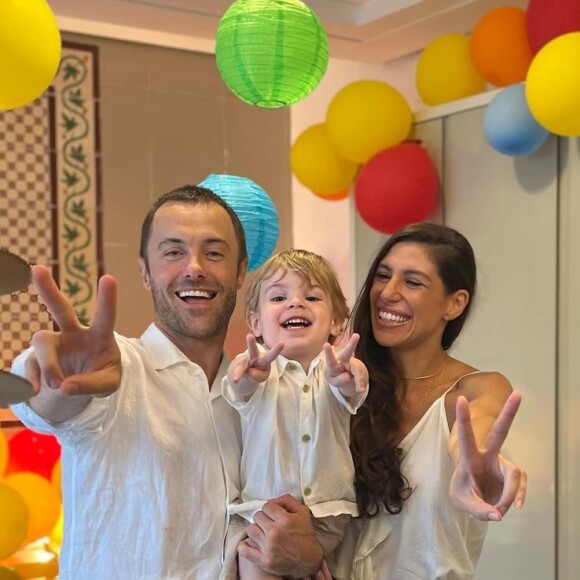 Filho de Kayky Brito e Tamara Dalcanale ganhou festinha de 2 anos dos pais
