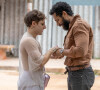 Na novela 'Terra e Paixão', Kelvin (Diego Martins) exerce uma forte influência na transformação de Ramiro (Amaury Lorenzo). 'Objeto de desejo', analisa psicanalista