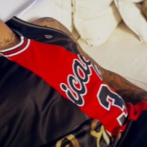 Neymar se lesionou em 2023 e agora está se recuperando no Brasil antes de voltar a jogar no Al Hihal