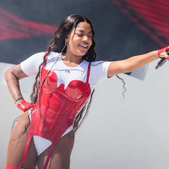 Ludmilla ganha presente de Beyoncé em encontro