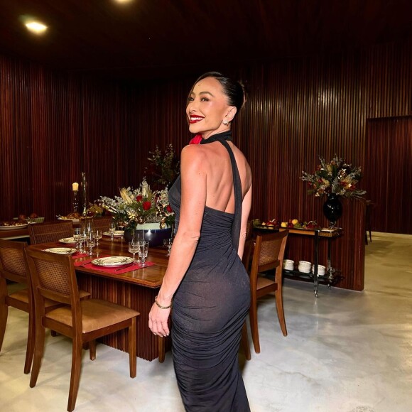 Sabrina Sato pretende continuar solteira até o Carnaval