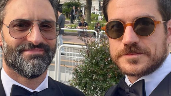 Casamento intimista! Marco Pigossi e diretor italiano Marco Calvani oficializam relação após três anos de namoro