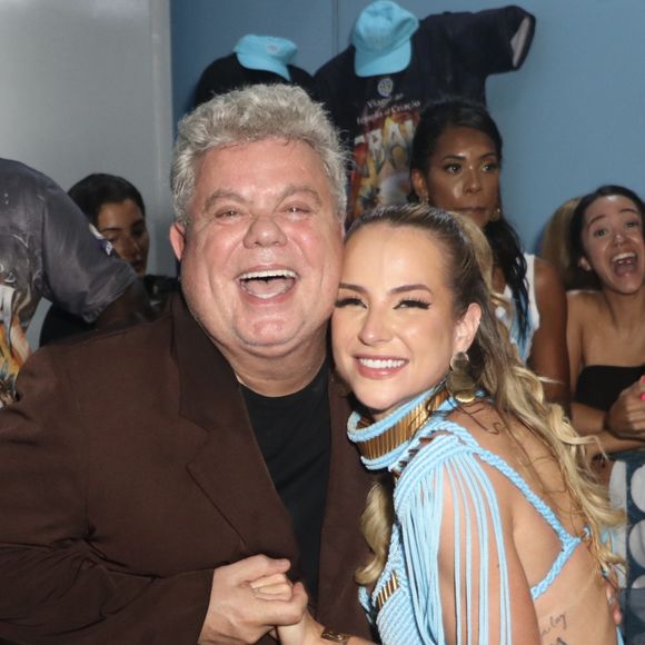 Carnaval 2024 da Vila Isabel: em ensaio, Gabi Martins se encontou com Milton Cunha, comentarista da Globo