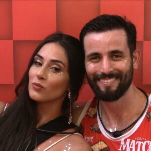 'BBB 24': Deniziane e Matteus vivem romance e sister comprou briga do companheiro