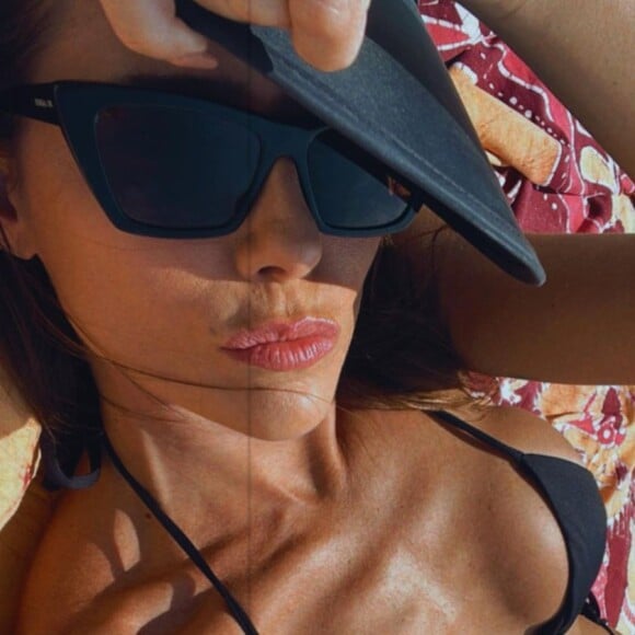 Deborah Secco admite que o corpo mantém a forma por estar acostumado com sua rotina de alimentação, que é a mesma em anos