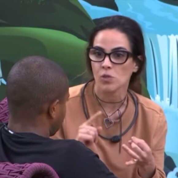 Adms de Wanessa defenderam a cantora na web: 'Quando sair, ela terá a oportunidade de refletir sobre suas ações e pedir desculpas'