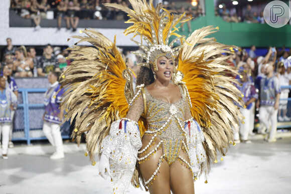 A atriz Sheron Menezzes também participou do desfile da Portela no seugndo dia de Carnaval do Grupo Especial do RJ
