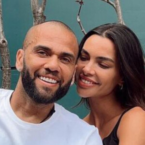 Mulher de Daniel Alves, Joana Sanz celebra fim de punição ao jogador, condenado a quatro anos e meio de cadeia por estupro