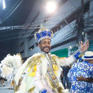Do 'Dança dos Famosos 2024', Samuel de Assis esbanjou simpatia em desfile da Beija-Flor no pós-carnaval